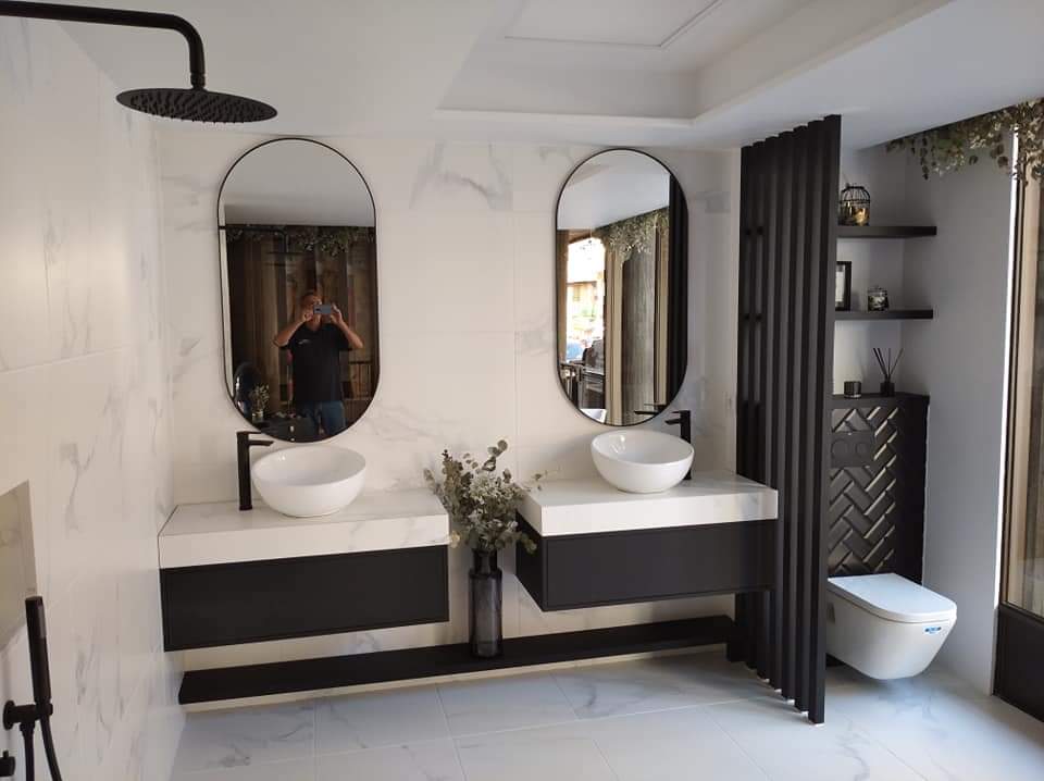 Baño renovado con acabados de alta calidad